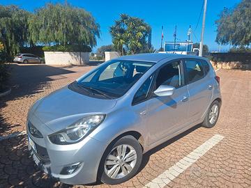 Auto Hyundai
