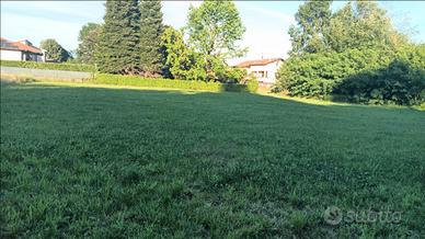 Terreno con acqua potabile