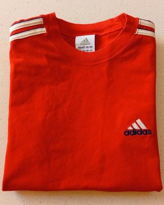T-shirt Adidas taglia s