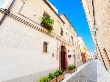 2 LOCALI A CHIETI
