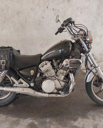 Kawasaki VN 750