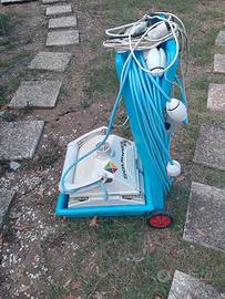 Robot pulitore piscina Squirrel V12