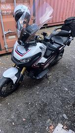 Xadv 750