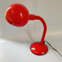 Lampada da tavolo rossa