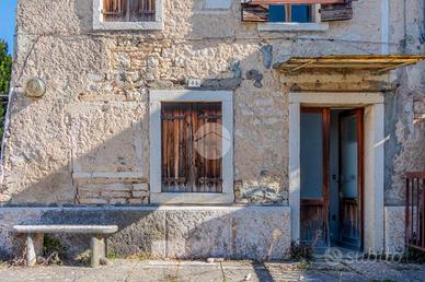 RUSTICO A NEGRAR DI VALPOLICELLA