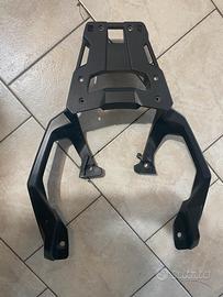 Portapacchi Originale Honda X-ADV 750 tenuto bene
