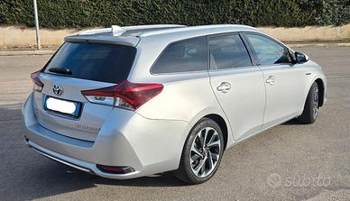 Toyota Auris TS 1.8 Hybrid 2015 204.500Km