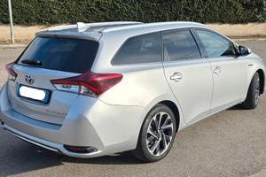 Toyota Auris TS 1.8 Hybrid 2015 204.500Km