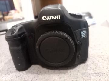 Canon EOS 5D full frame 