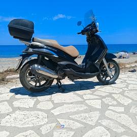Scooter 300 ie Beverly Piaggio 