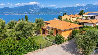 VILLA SINGOLA A TORRI DEL BENACO