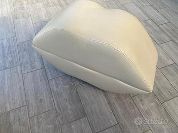 Pouf per divano in ecopelle bianco