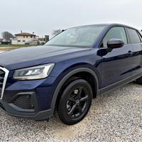 Audi Q2 35 TDI quattro S tronic Identity Black