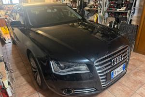 Audi A8 - V8 - 4.2cc - 351cv - diesel