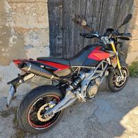 Aprilia Dorsoduro 750