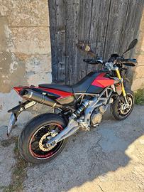 Aprilia Dorsoduro 750