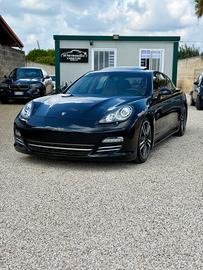 Porsche Panamera 3.0 Diesel Platinum Edition