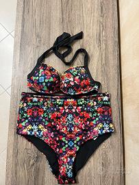 2 paia di bikini