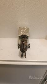 Accendino da collezione struzzo con gabbia e leone