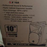 Coppia di Casse AMPLIFICATE ATTIVE "Topp Pro x10a"