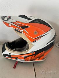 Casco airoh ktm