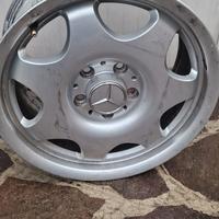 Cerchi in lega da 16 pollici Mercedes classe B 