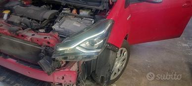 Fanale led anteriore destro Toyota yaris hibrid  