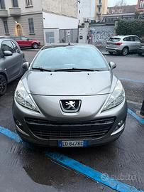 Peugeot 207 - 2010