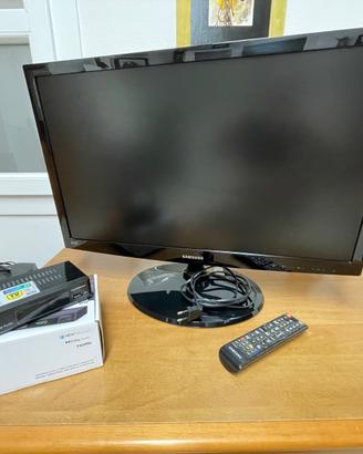 TELEVISORE LED TV MONITOR 27 Pollici  SAMSUNG