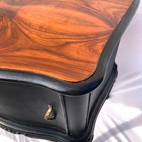 Coppia di Comodini in noce