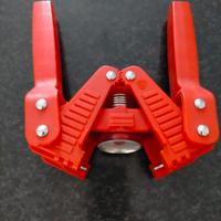 Tappatrice tappi corona 