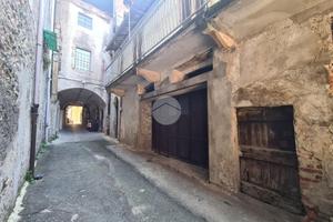 CASA SEMINDIPENDENTE A CUORGNÈ