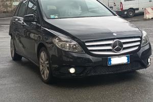 Mercedes-benz B 180 BlueEFFICIENCY Premium