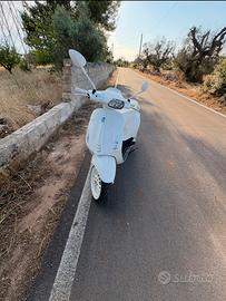 Vespa sprint 50 justin biber edizione limitata