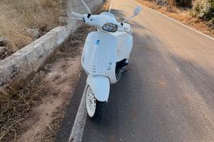 Vespa sprint 50 justin biber edizione limitata