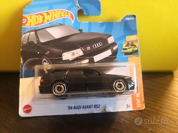 Hot wheels audi avant rs2 1994 1/64