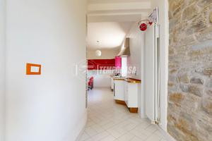 Soluzione indipendente bifamiliare ristrutturata c