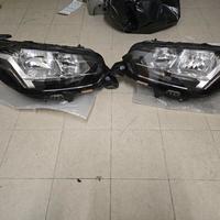Coppia Fari Anteriori Peugeot 208 (dal 2019) 