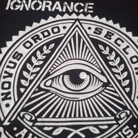 T-shirt Nwo Unisex taglia L come Nuova