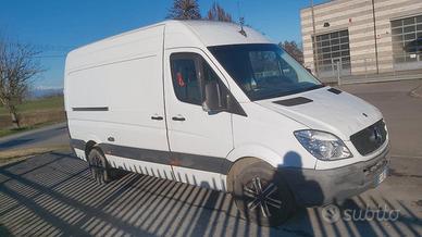 Mercedes sprinter 318