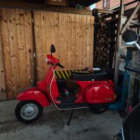 Vespa PX 125 E ARCOBALENO