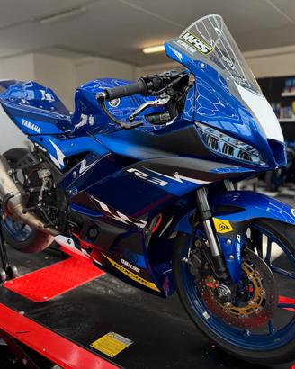 Yamaha YZF R3 PRONTO PISTA! PERMUTE!