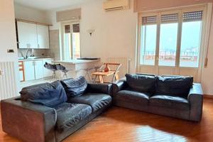 MORTARA CENTRO: AMPIO QUADRILOCALE CON AUTORIMESSA