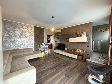 VILLA A SCHIERA A CADONEGHE