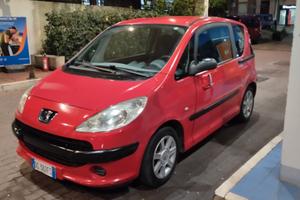 Peugeot 1007