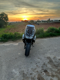 Aprilia SR fari tondi