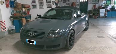 AUDI TT Cabrio 1800 t quattro 225cv Asi del 2001