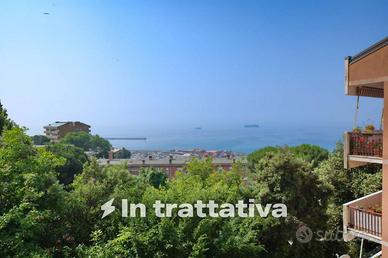 Appartamento di 128 m² con 4 locali a Genova