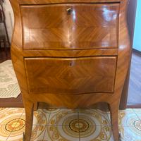 comodino stile neoclassico in noce
