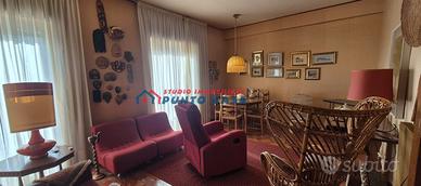 VIA MARCONI - Appartamento al 3°p. c/a - 180mq ca